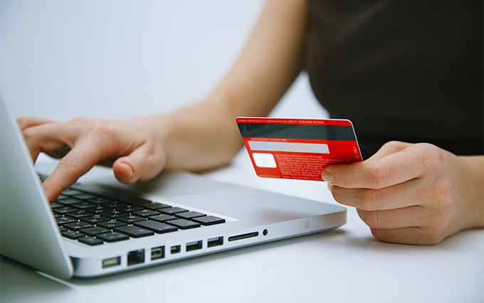 Cómo Usar los Puntos de Bank of America para Comprar Pasajes