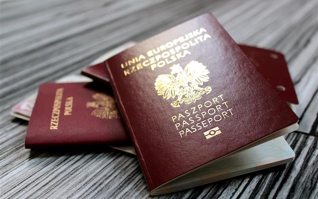 Passaporte ou cartão de cidadão?