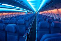 Obținerea locurilor alăturate în avion